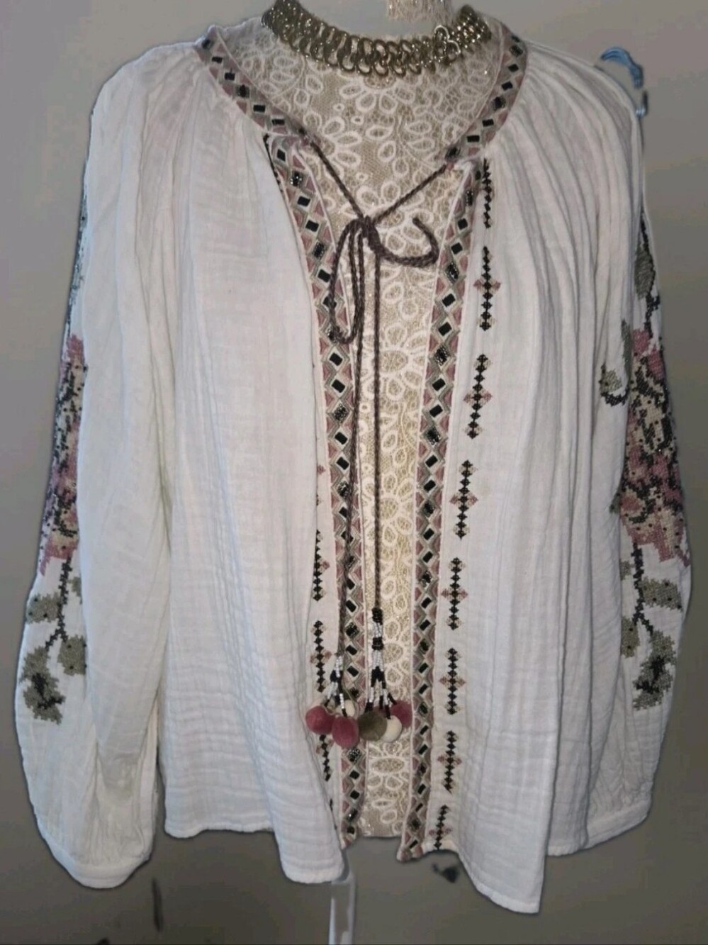 Zara White Gauze Embroidered Beaded Floral Jacket with tassle tie Sz L